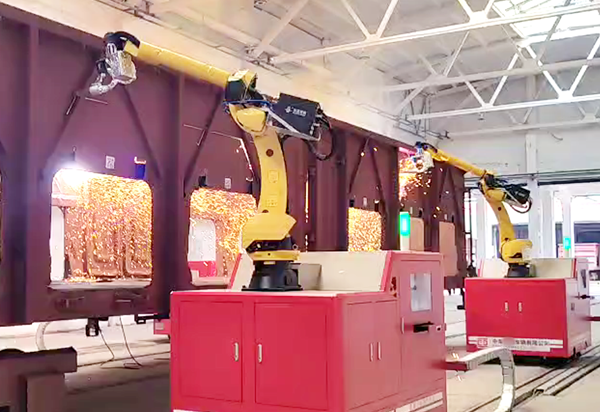 機器人焊機